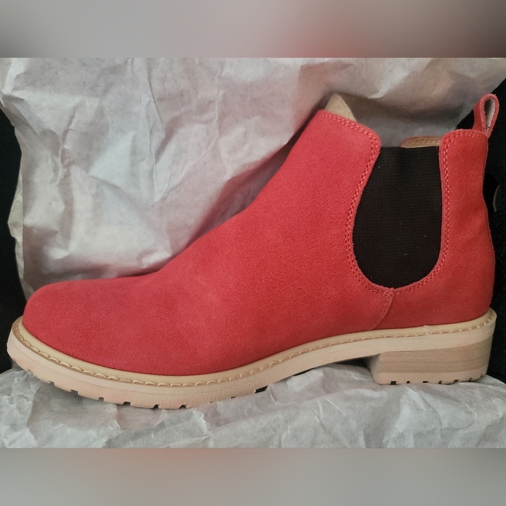 Nib Emu Australia Pinaroo Bootie, Size 8 - image 7